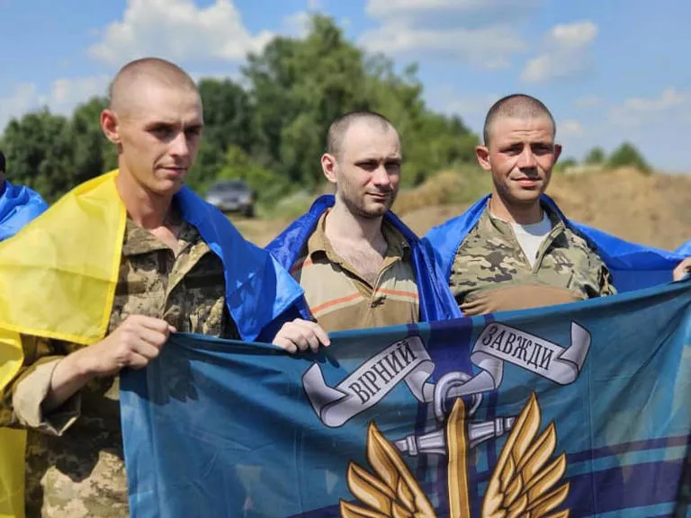 95 Ukrainian POWs Released from Russian Captivity