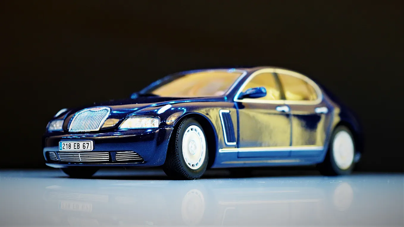 Autoart BUGATTI EB 18.3 CHIRON 1/43 希少品！ Bugatti Chiron EB 18.3 Blue 1/43 Diecast Model Car by