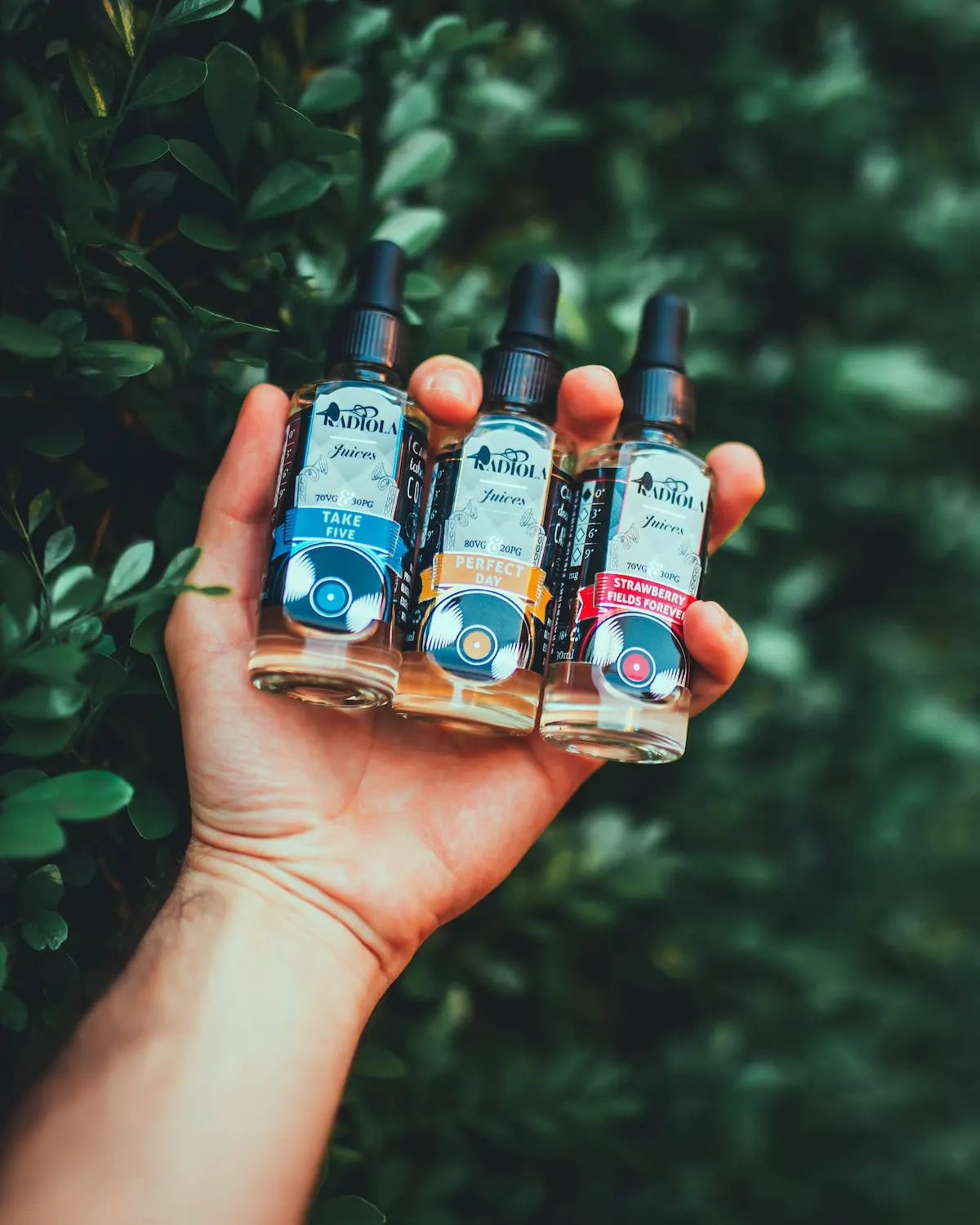 vaporesso luxe xr max 2 review Best Pod Device of 2023. Oxva Xlim Pro vs Xros 3 vs Wenax Q | by Syed Ahmed  Hassan