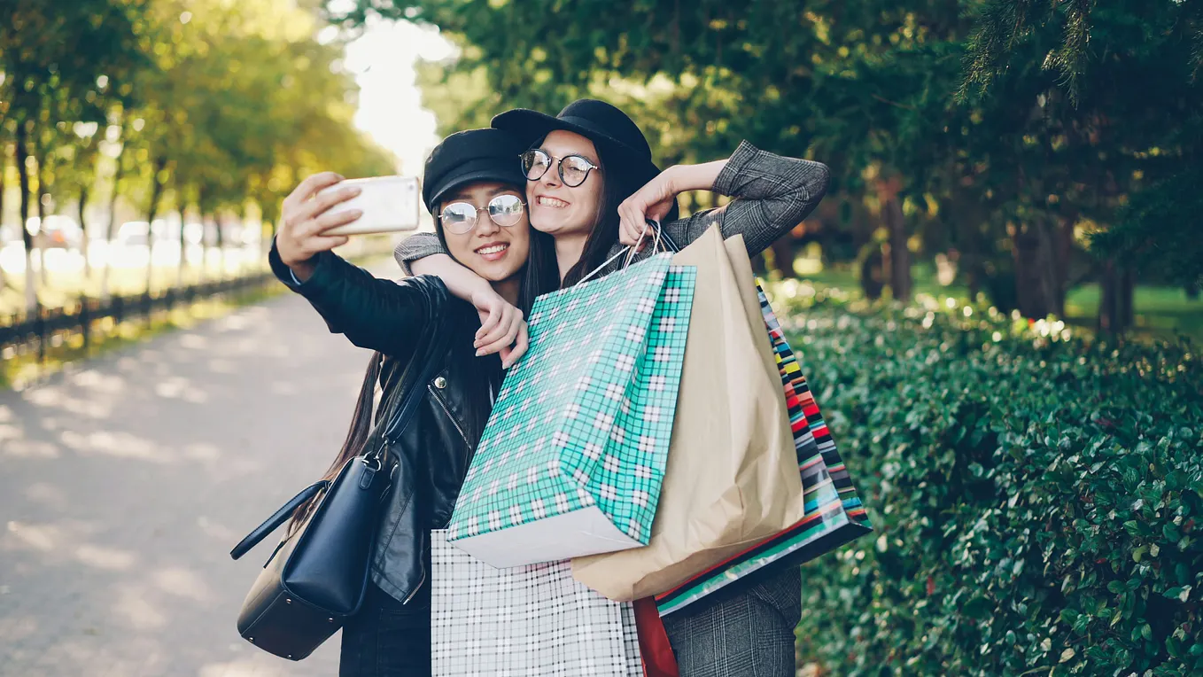 Modern Women: August Writing Prompts & Theme