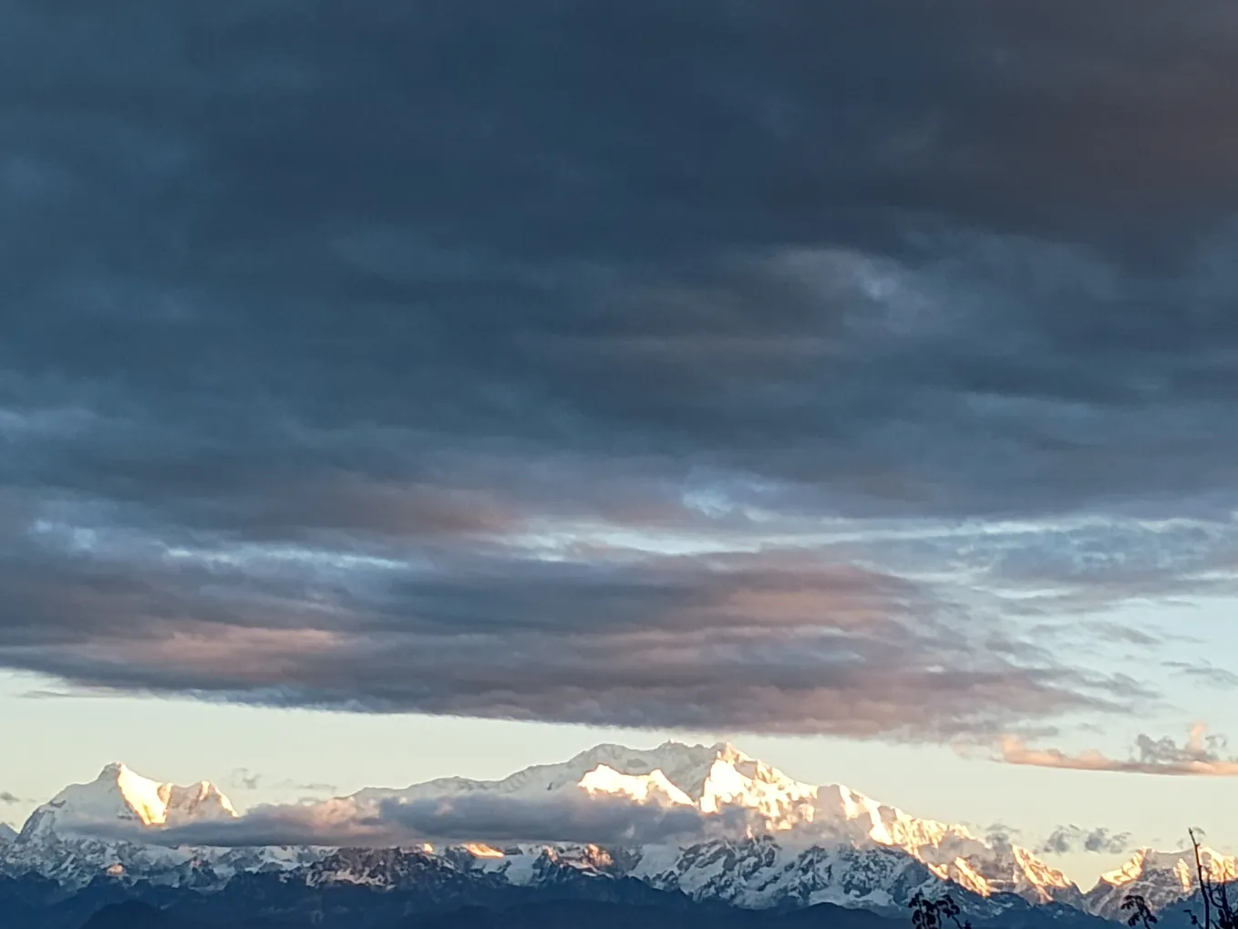 Sandakphu —  a memoir.