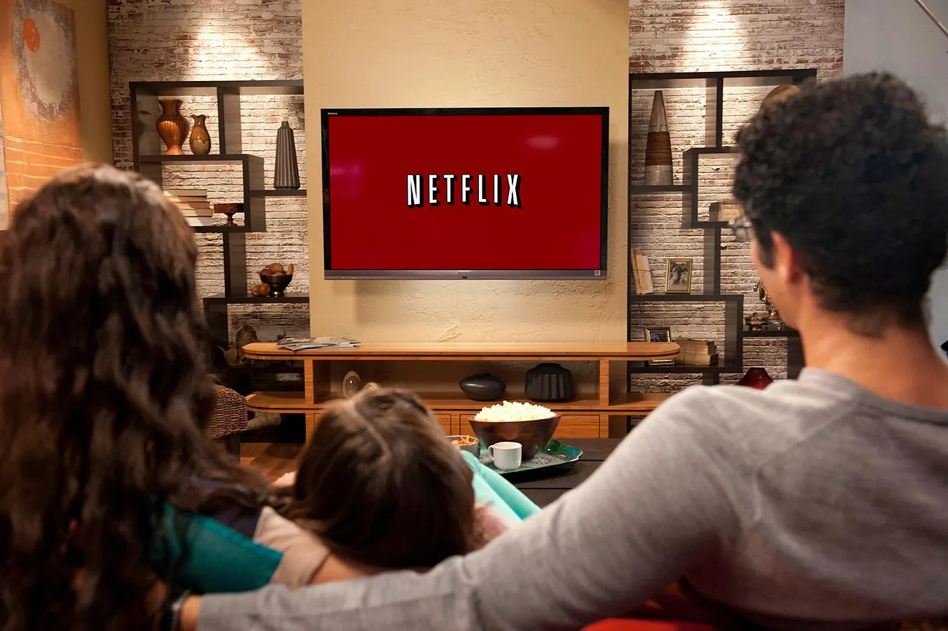 How to Sell Your Movie (or TV Show) to Netflix, Hulu, Amazon and Others.