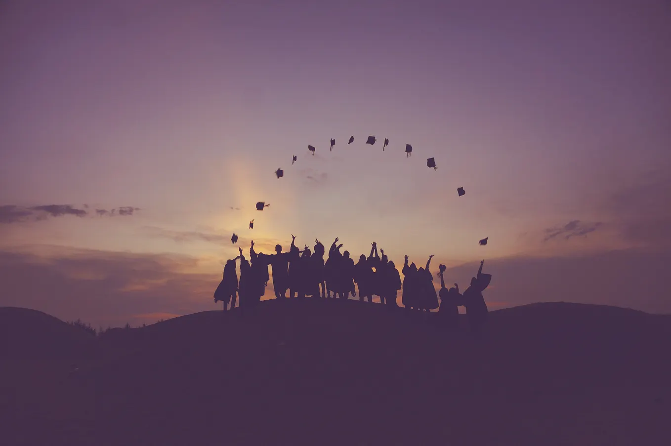 13 Things I Wish Someone Told Me When I Graduated College