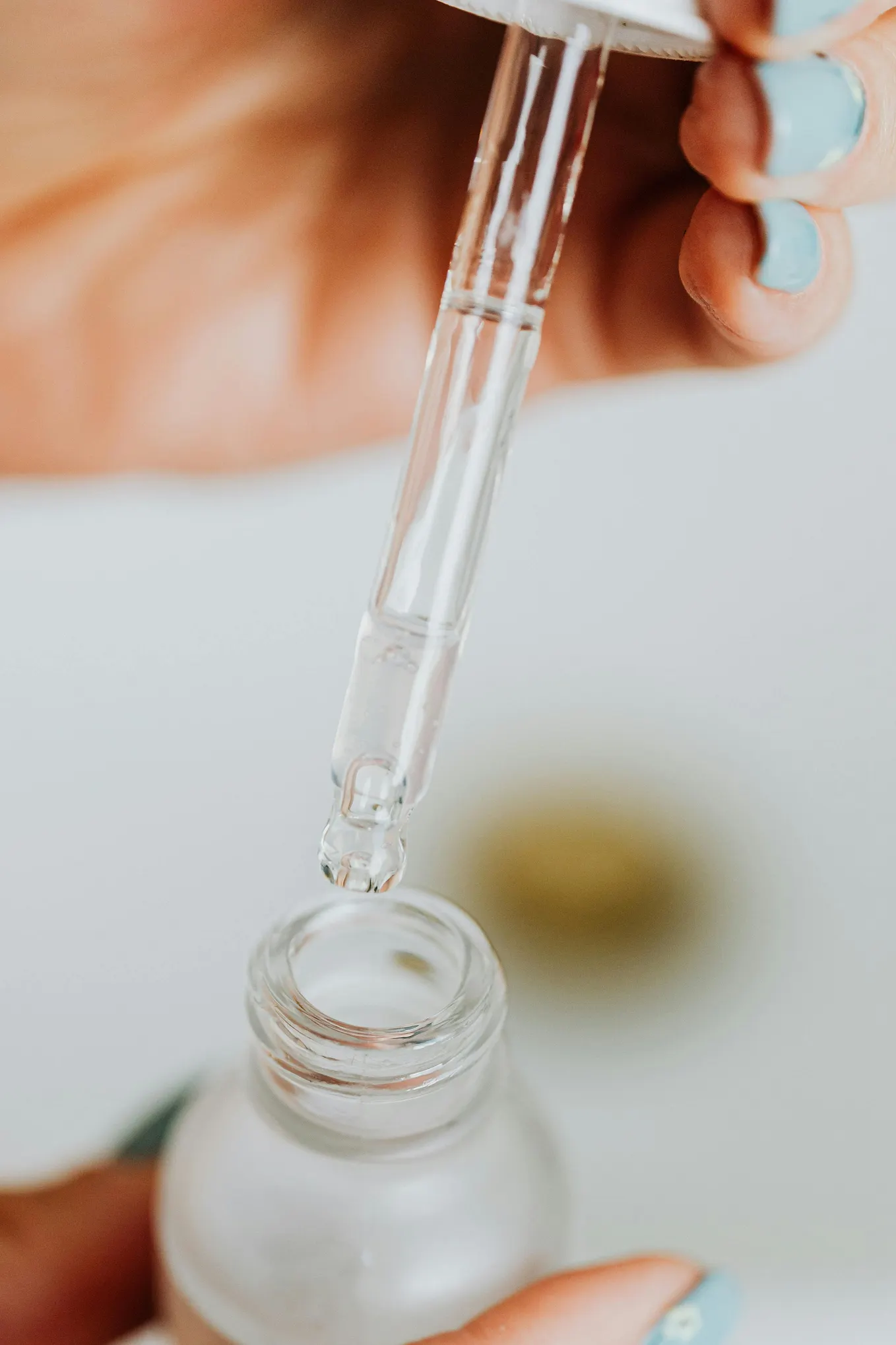 Copper Peptides vs. Retinol & Vitamin C: What to Choose? | by DrBeautiology 