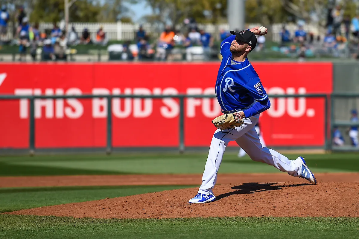 Royals Sign Jesse Hahn to One-Year Contract