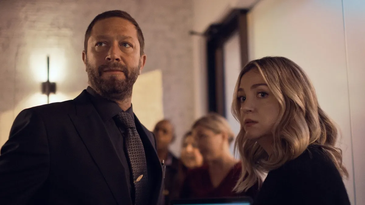 Ebon Moss-Bachrach and Abby Elliott in The Bear | Credit: Hulu