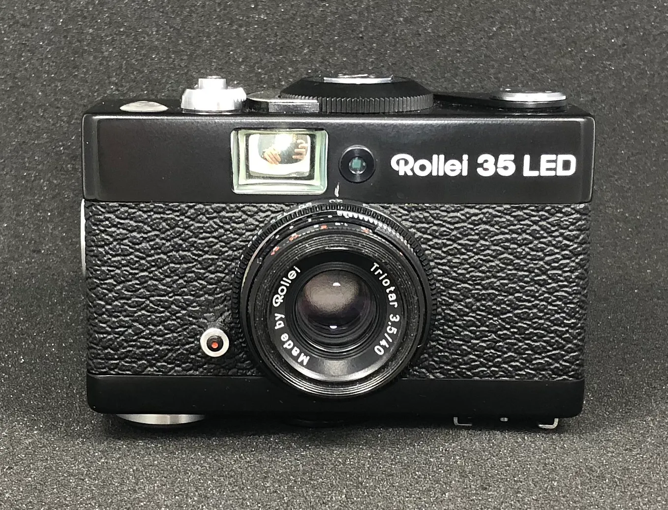 ローライ Rollei XF 35 Sonnar 40mm F2.3 ブラック Rollei XF 35 tiny rangefinder with a great lens, body from