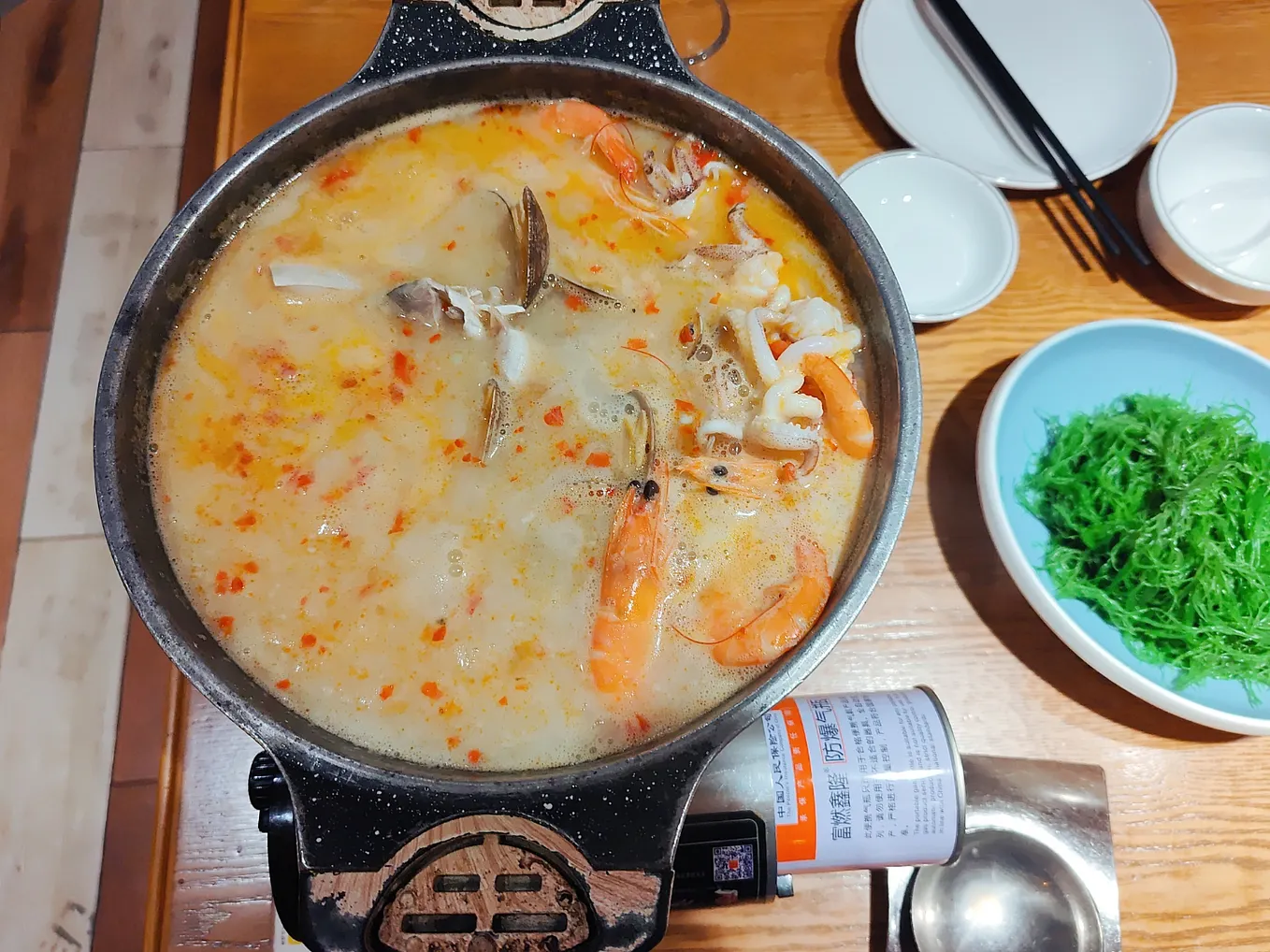 The Tangy Tradition of Hainan’s Authentic Rice Wine Vinegar Hot Pot