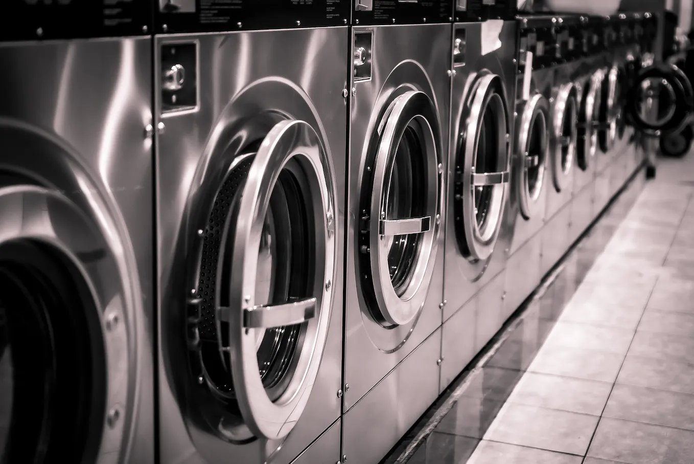 The Success Story of Laundry Genius: Profit Potential of Modern Laundromats