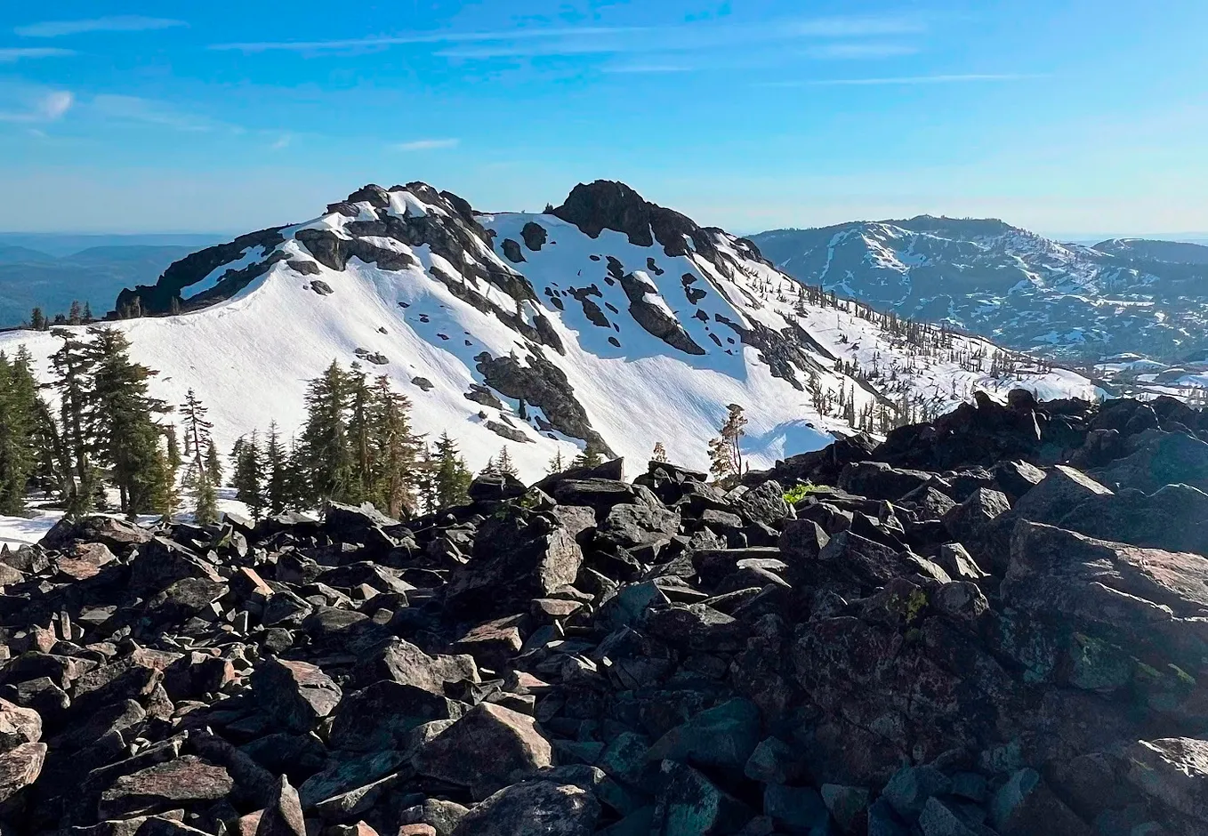 The Black Buttes in Shoulder Season