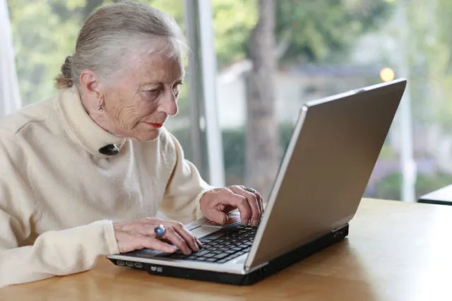 Getting Granny Google: Creating a shared family birthday calendar (Tech Education Experiment)