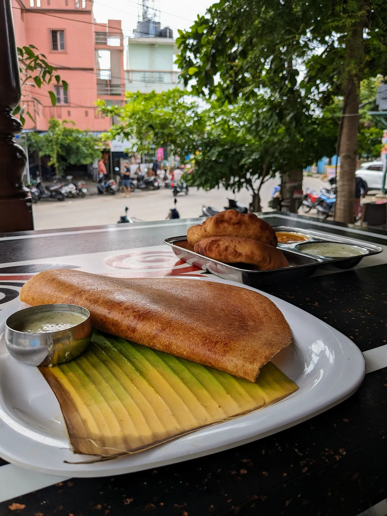 Comfort in Chaos: The Daily Rituals of Bangalore’s Darshini Eateries