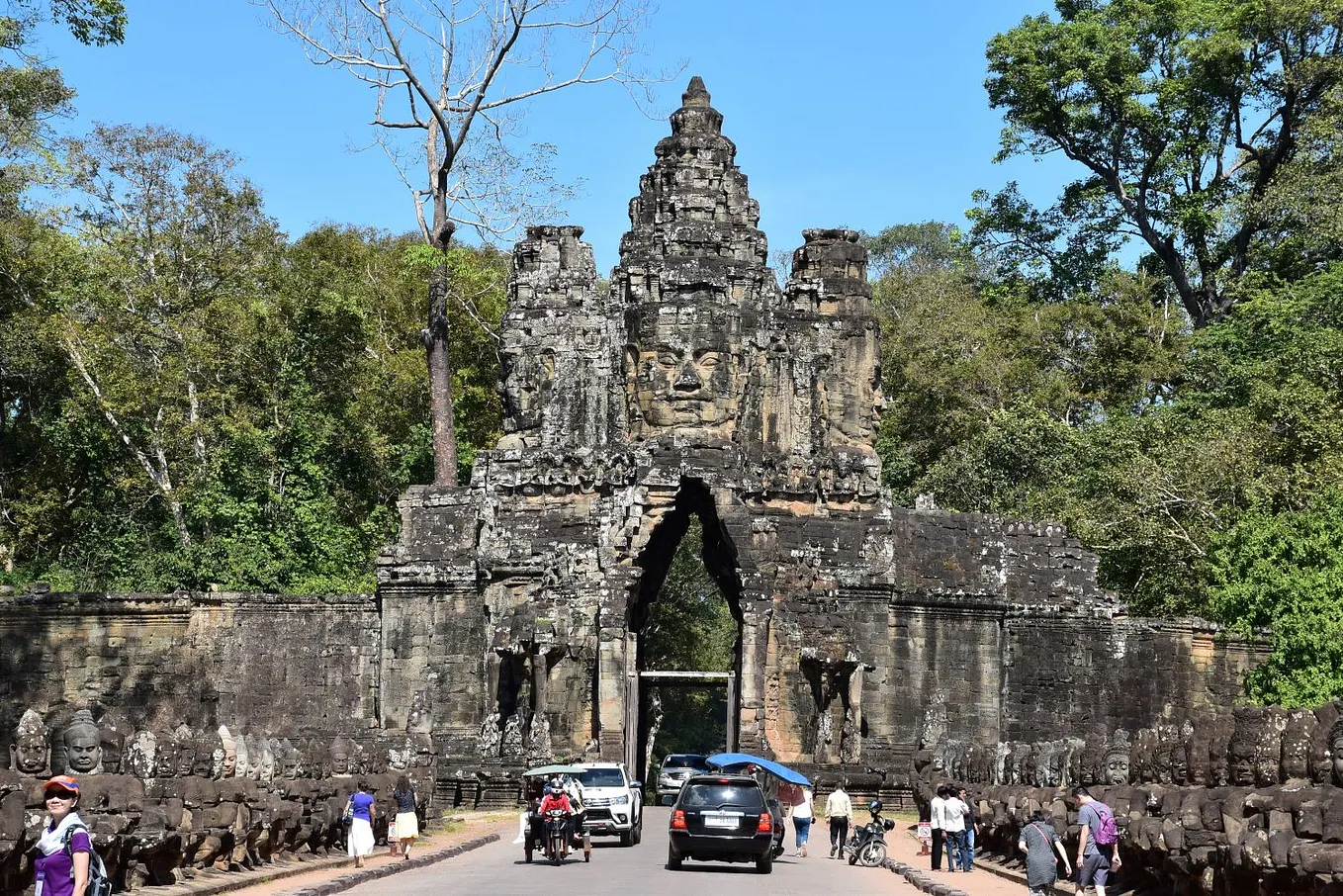 Wearie Wanderer! To Melt your Heart, Here are the Finials of Angkor...