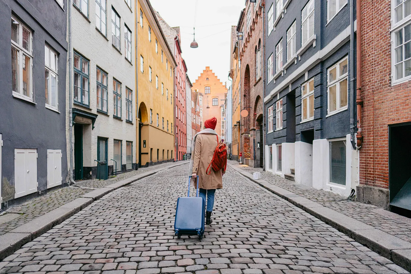 New Oxford Economics research quantifies the economic impact of travel booked through Booking.com