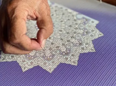 Kinsai 金彩 and Embroidery 刺繍: Yuzen’s Last Process