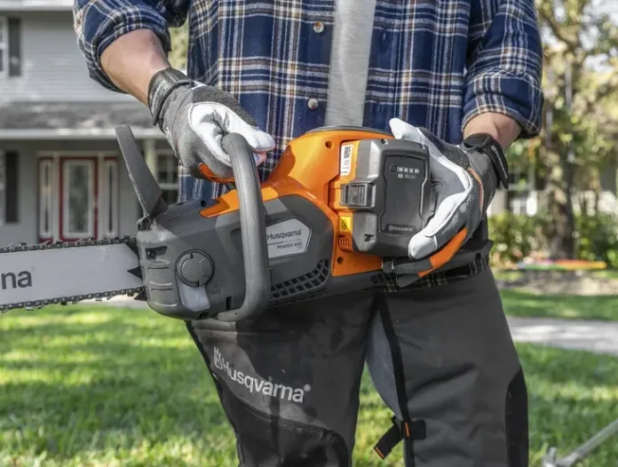 Husqvarna Power Axe 350i Cordless Electric Chainsaw: Harnessing Power