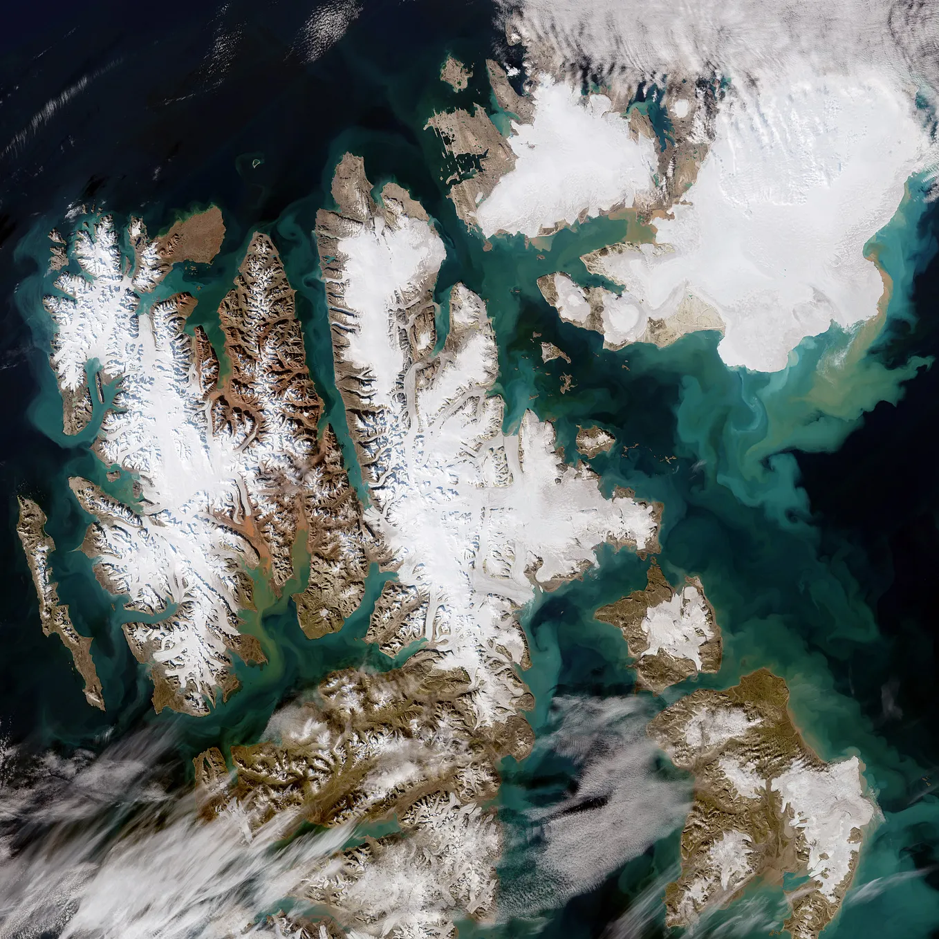 How to download Earth Observation datasets using Python with Radiant ...