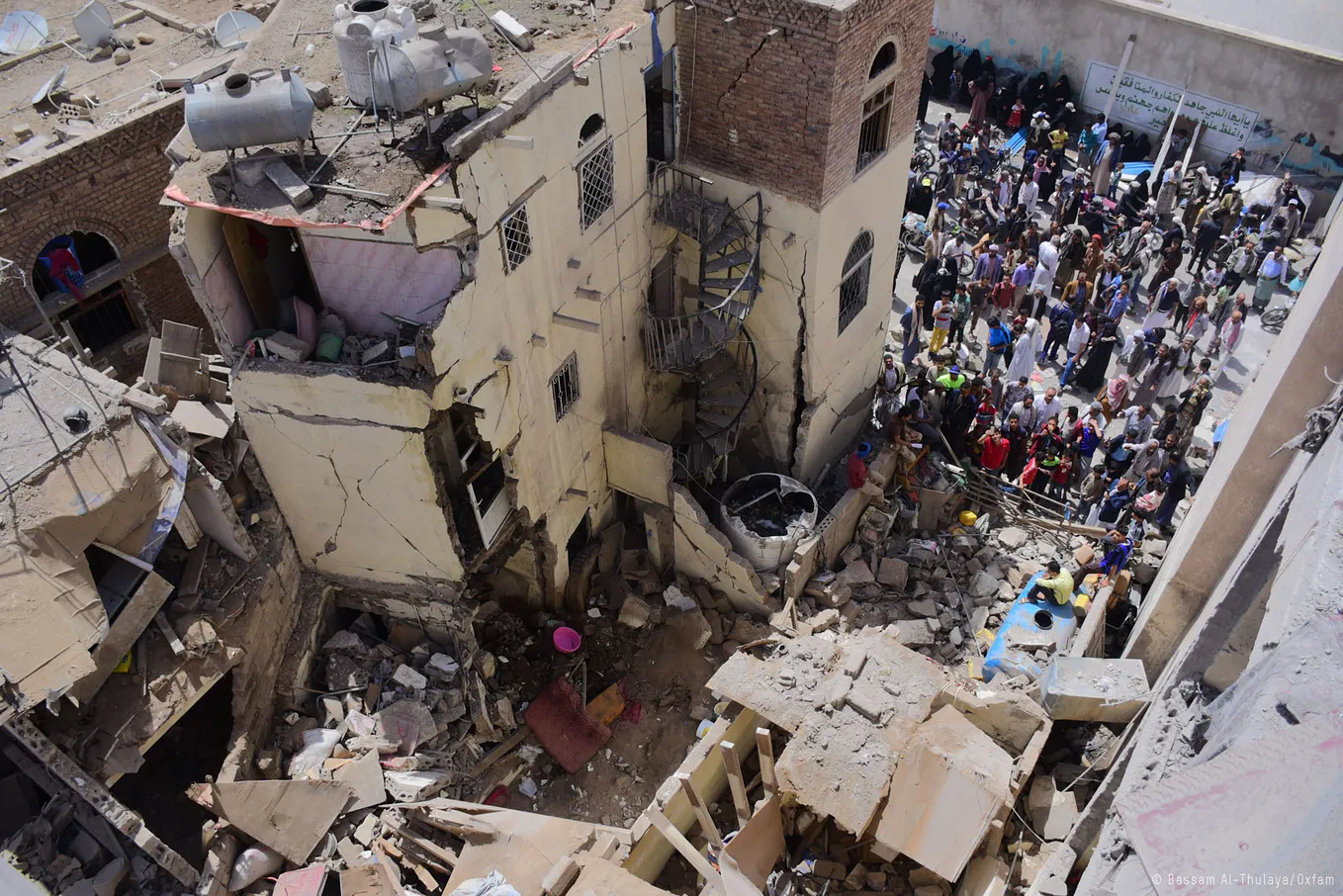 Destruction of civilian houses hit during airstrike raids, in Sana’a, Yemen, May 2019. Credit: Bassam Al-Thulaya/Oxfam