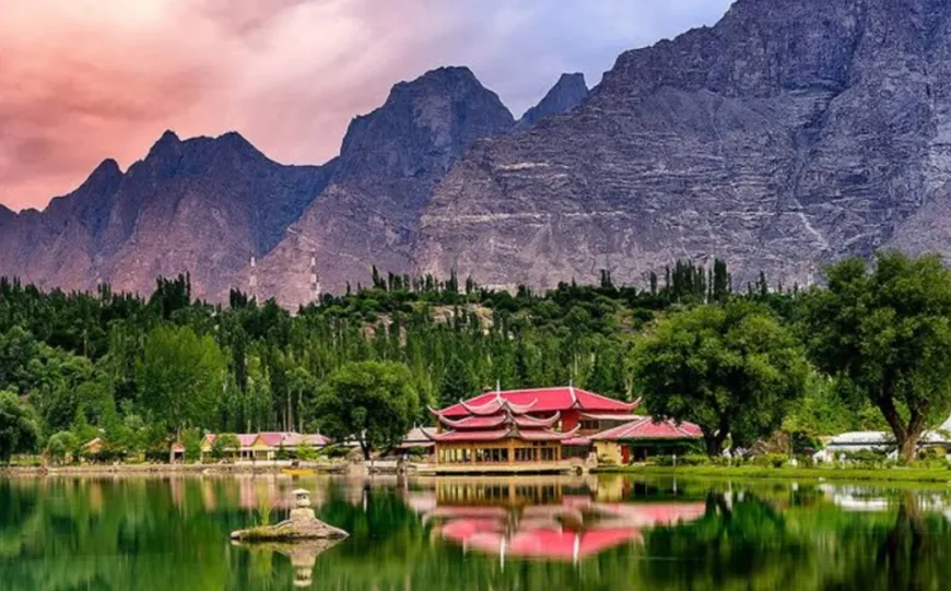 🌄 Exploring Pakistan Northern Areas: A Paradise for Travelers 🌄