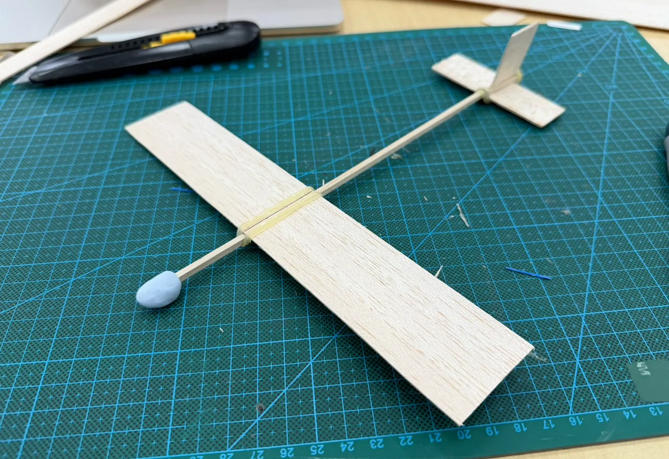 Building an Unpowered Balsa Wood Glider