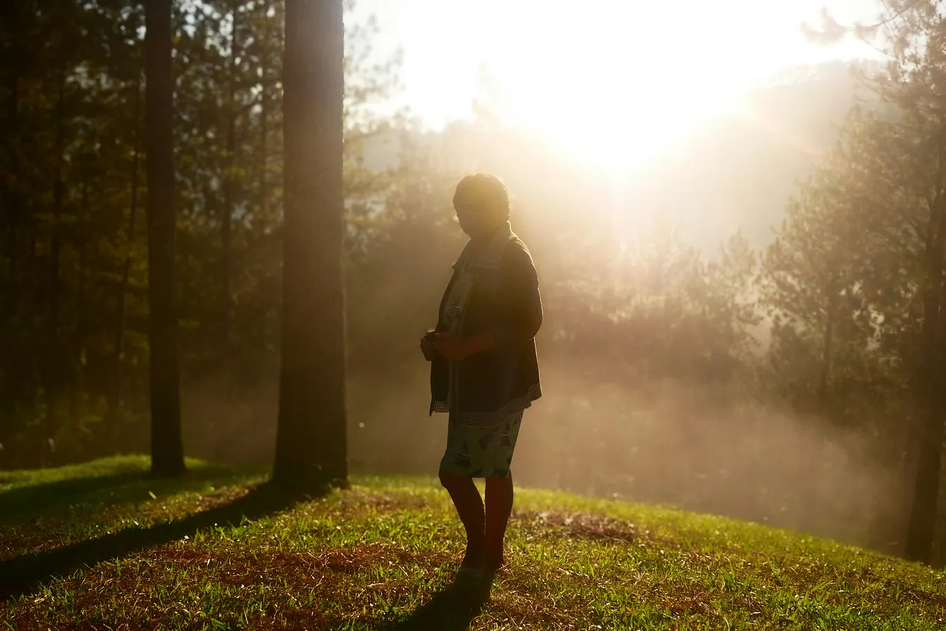 5 Hidden Traits of High-Vibrational People No One Talks About | by Ruchi  Thalwal | Spiritual Secrets | Medium