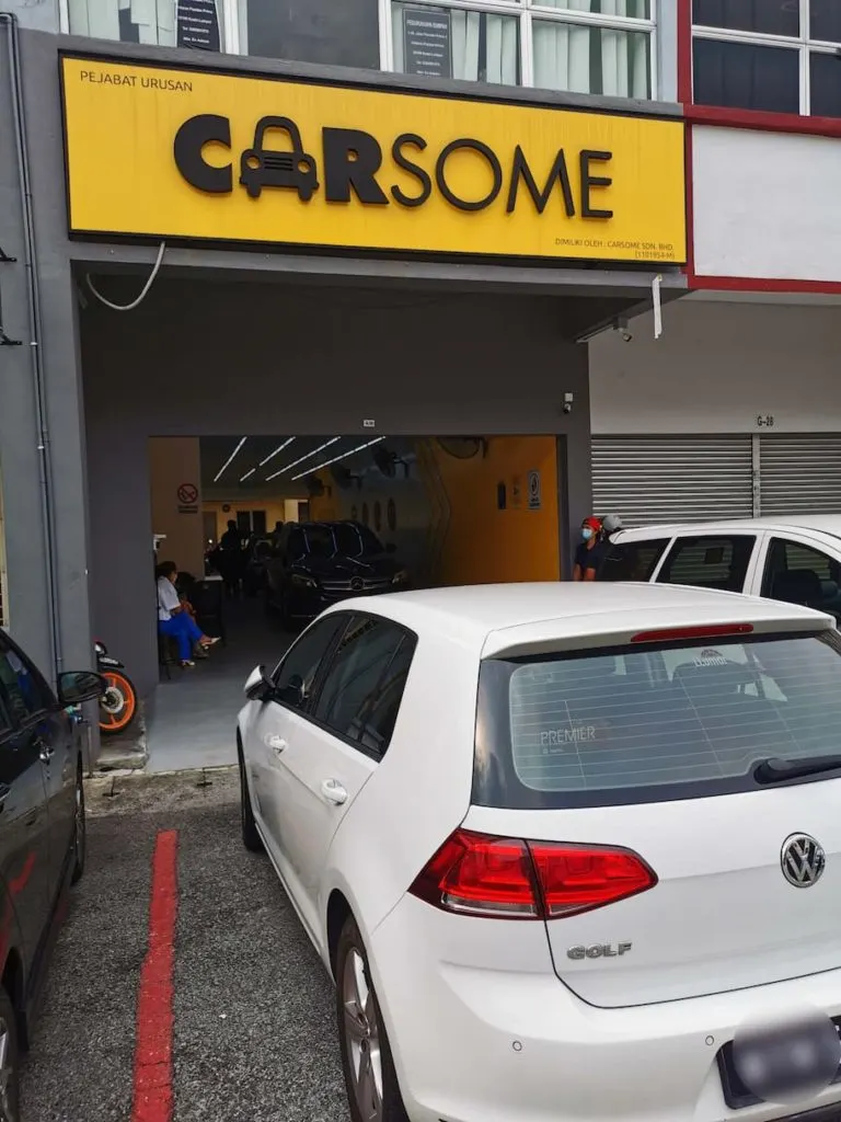 I Sold a Car RM8,150 Higher Than Trade-In Price Using Carsome.my | Balkoni Hijau