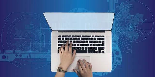 Python 2 vs. Python 3: A Complete Guide with Key Differences and ...