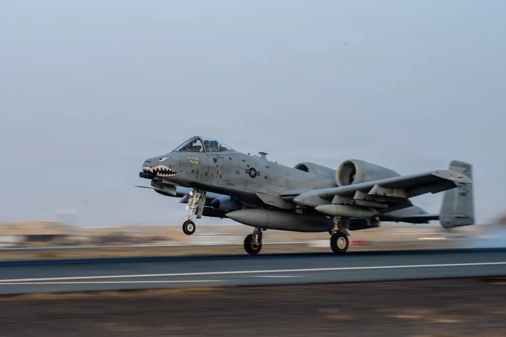 Twenty Million Barrels of Leverage: Why Washington’s Iran Options All Run Through Hormuz