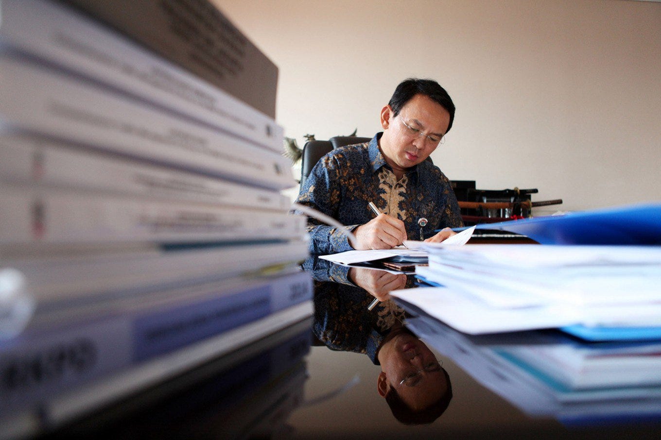 Masalah Status Gubernur Ahok Berlanjut ke PTUN