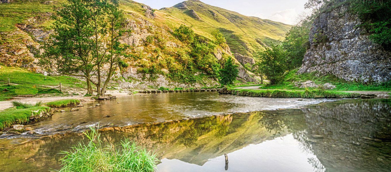 Camping & Caravan Site In The Peak District: A Practical Guide For Every Kind Of Adventure