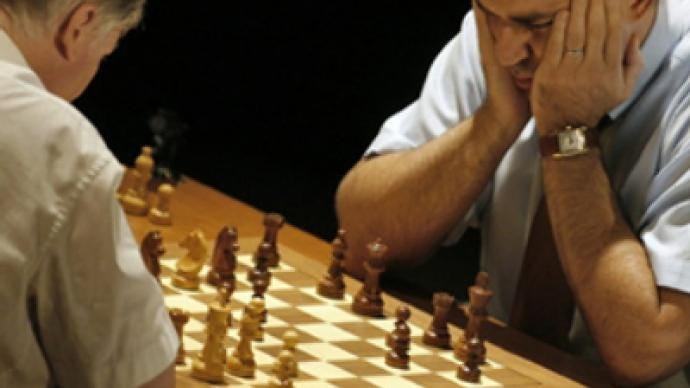 Rapid chess game on flyordie.com 