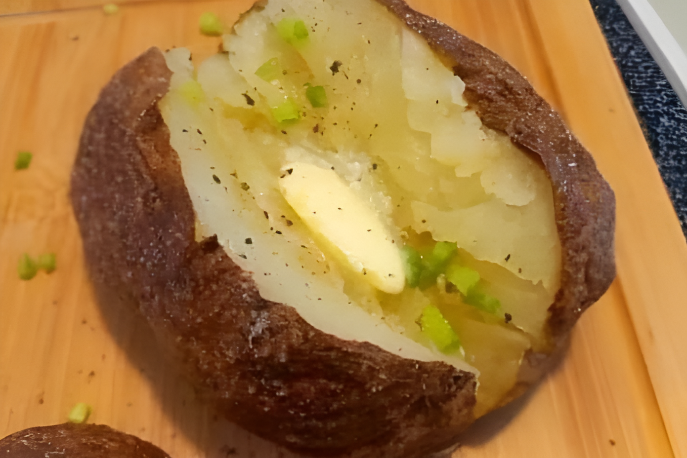 Baked Potatoes with Sour Cream and Chives