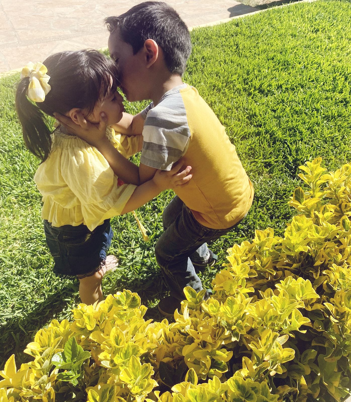 La Vida de Mamá Trabajadora y el Camino del Autismo