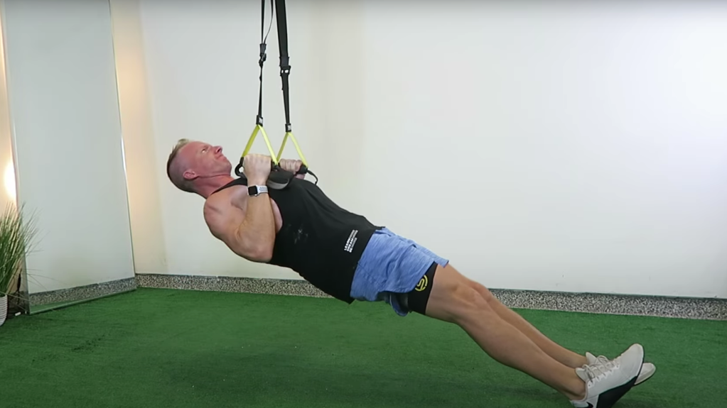 The 8 Best Horizontal Pulling Exercises (2023) | Medium