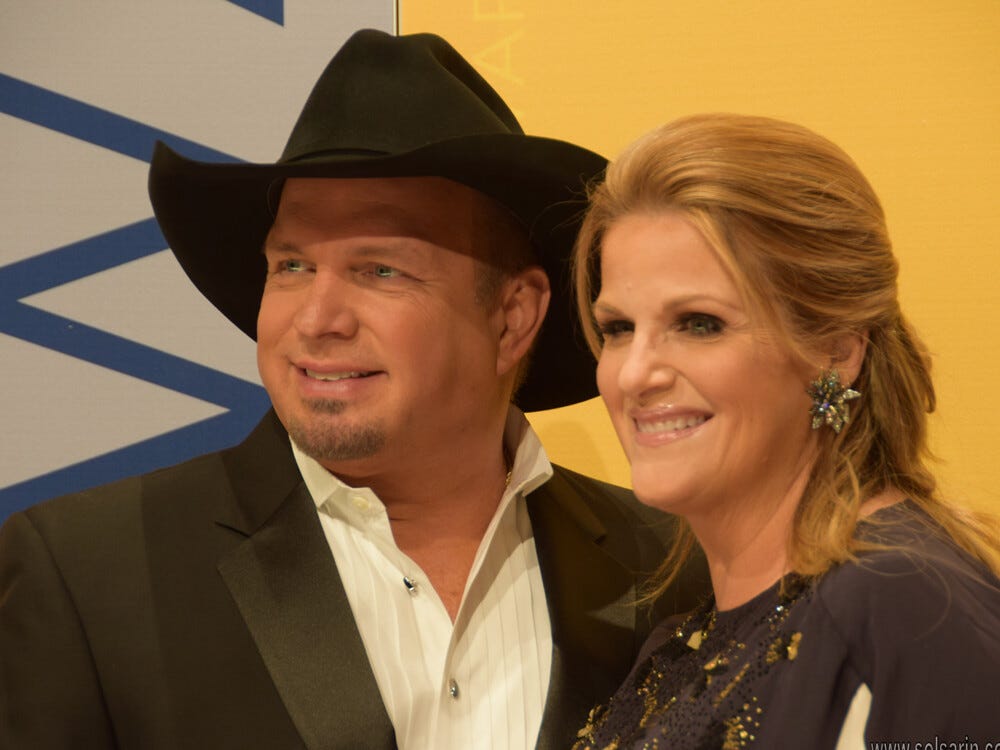 Is Garth Brooks Getting Divorced Deals