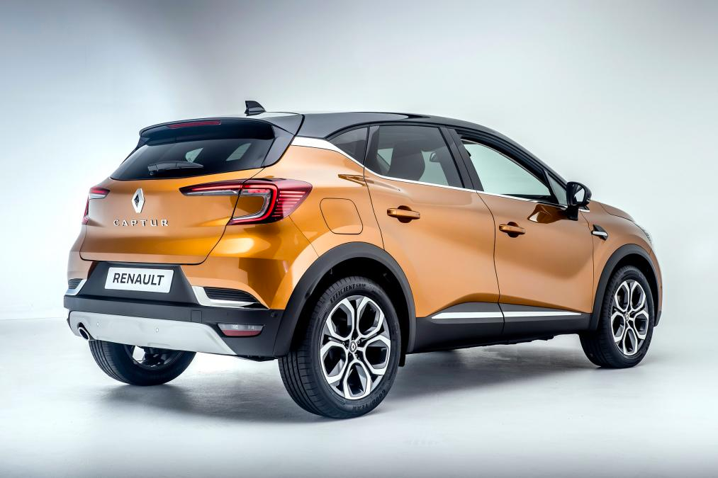 Renault Captur full hybrid priced to win diesel buyers