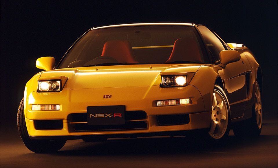 10 Modern Sports Cars Made Insanely Cool With Pop-Up Headlights