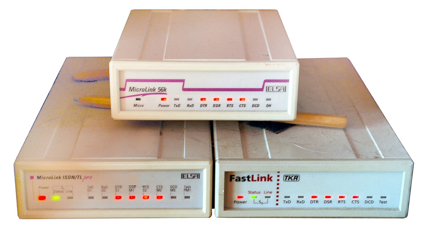 (Comptia A+) Exploring the Legacy of Dial-Up Connections: A Journey Through Internet’s First Steps