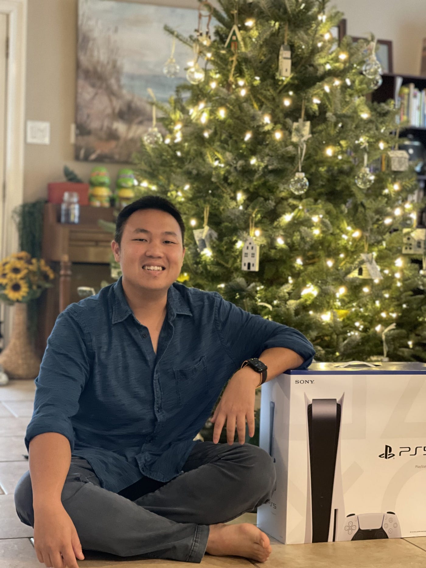 Huy and PS 5 Console