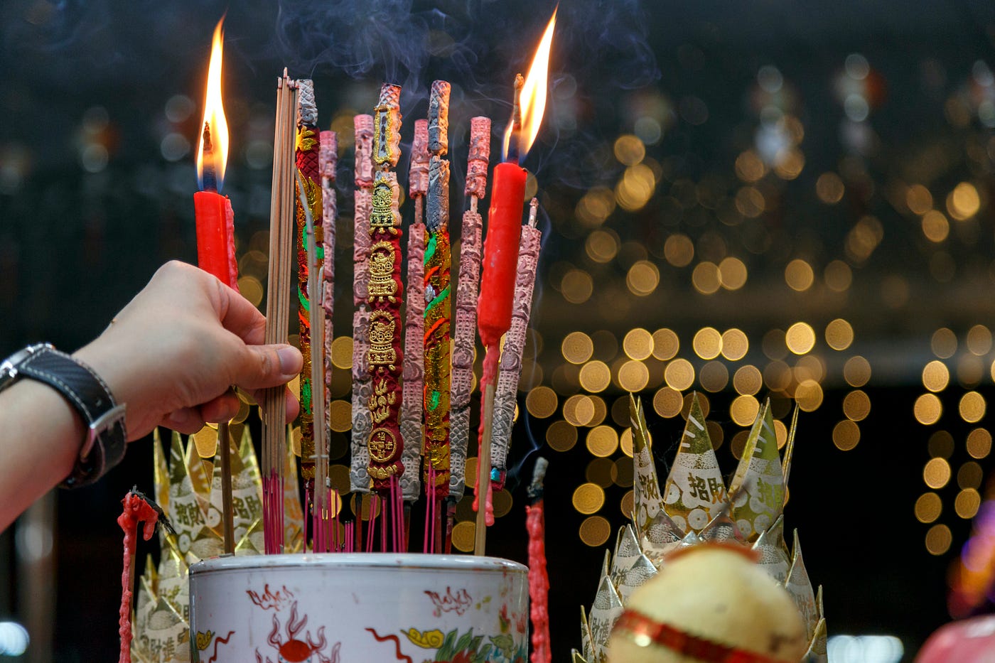 Ritual for the dead, the sprits, and the burning of Joss paper - Living  Ashes