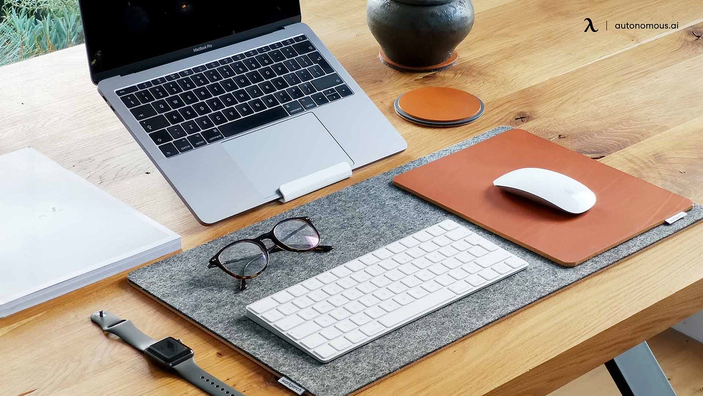 17 Must-Have PC Computer Accessories for Productive Workstation