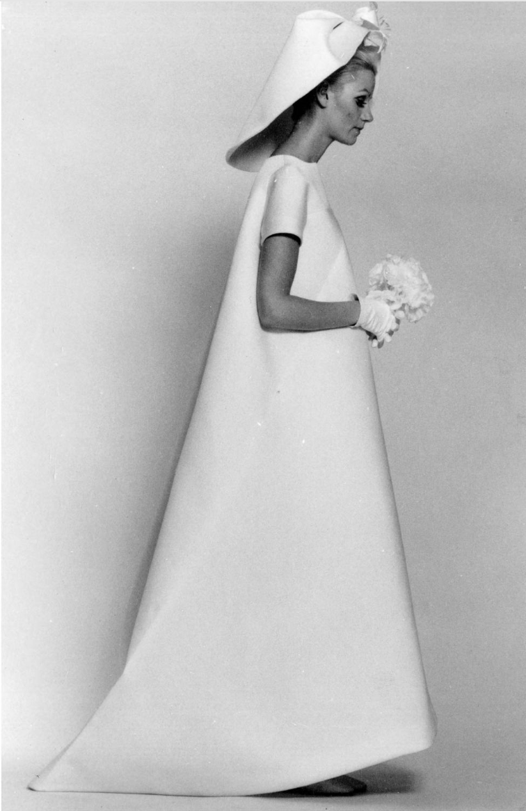 Viva Balenciaga Couture! 31 Masterworks by the House Founder