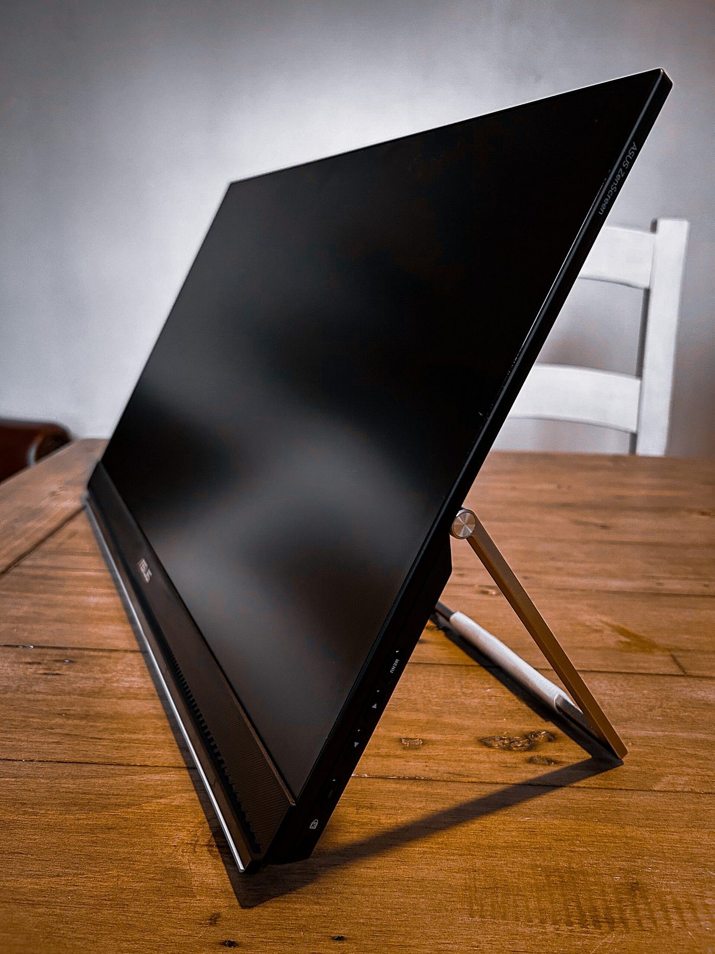 ASUS Zenscreen MB249C Portable Monitor Review, by Jessica Bryson, TechLife