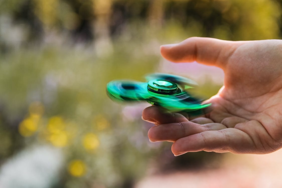 BEST FIDGET SPINNERS. Fads happen for a reason. A fascinating… | by Miya |  Medium