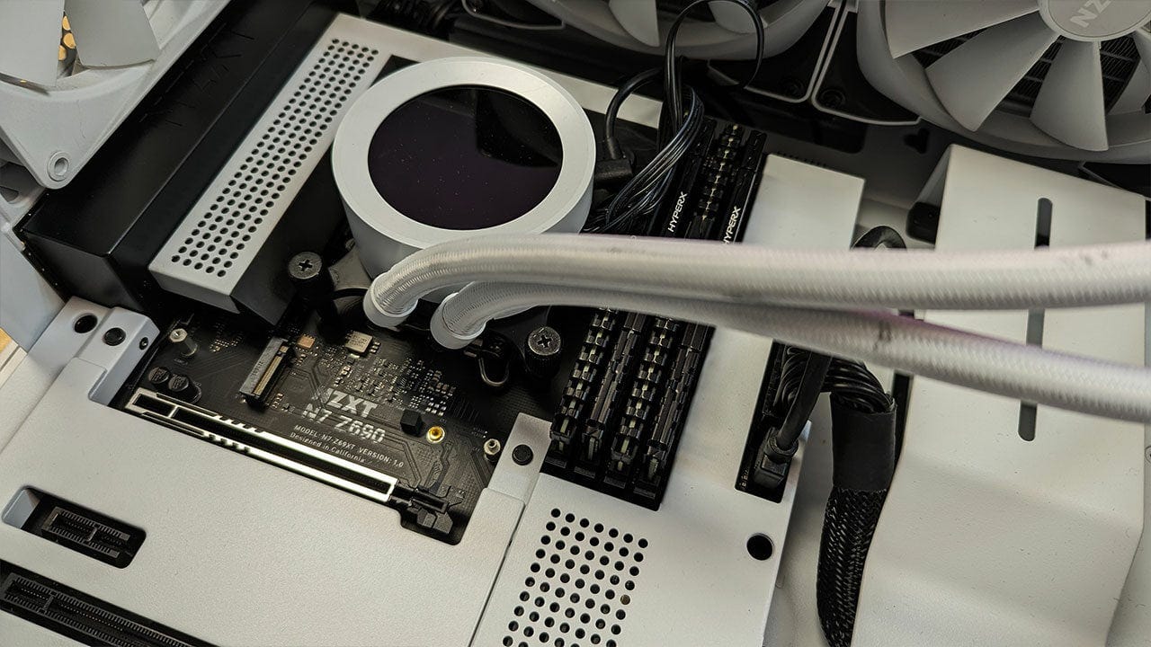 ファイドウ  Ｎｏ.70 ケースなし NZXT N7 Z690 Review | KitGuru