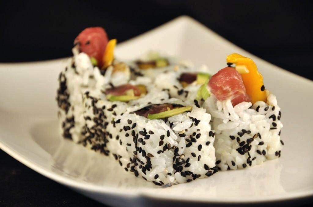 Sushi recept: fruitige tonijn sushi met mango