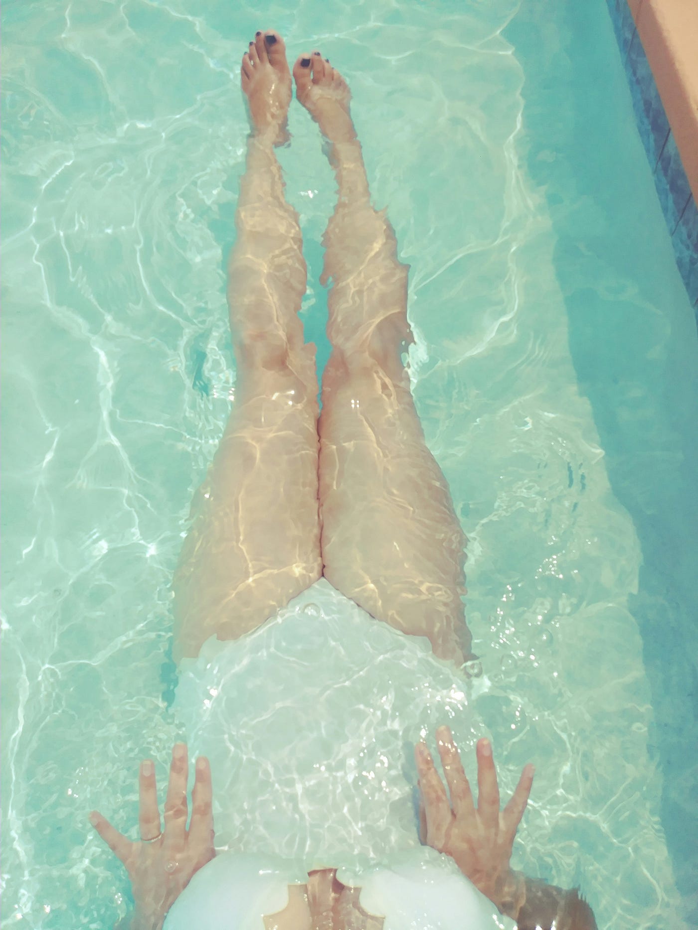 Photo by Karolina Bobek on Unsplash. Water pressure is an effective therapy to reduce limb volume in lymphedema.
