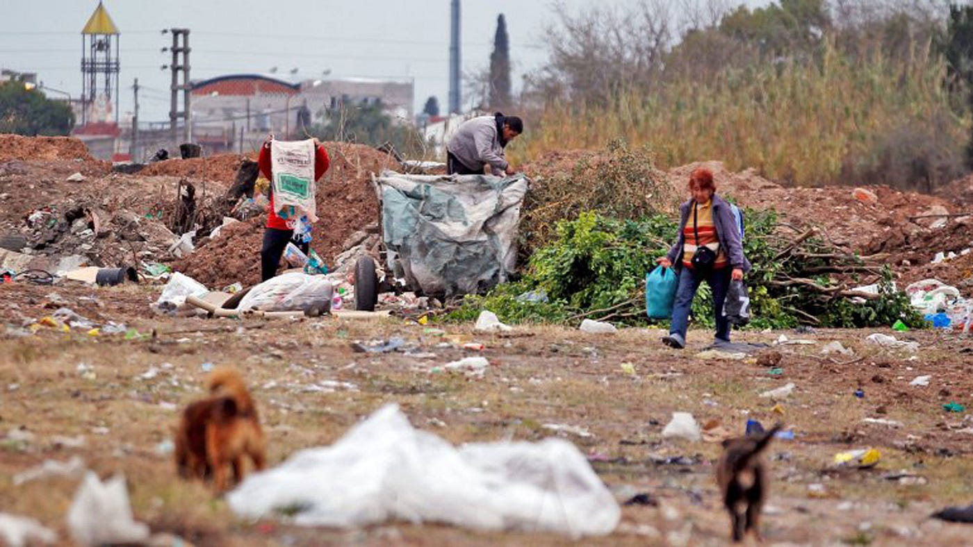 La pobreza aumentó y llegó al 39,2% de la población en la segunda mitad de 2022 mientras la…