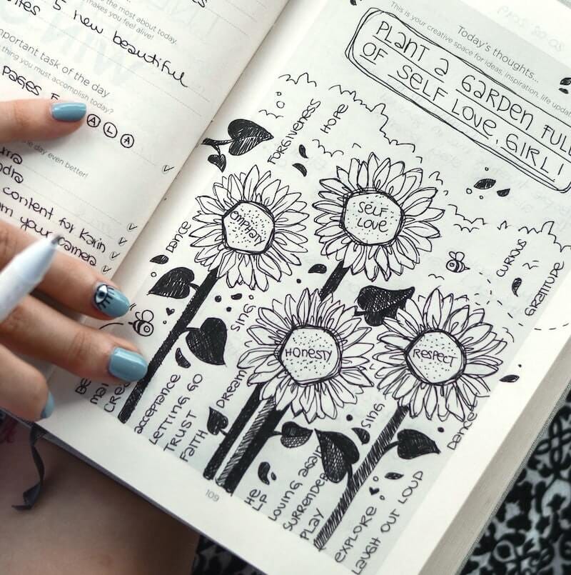 15 Benefits of Journaling and Tips for Getting Started