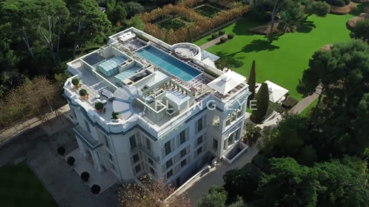 A Guide To All The Outrageous Mansions And Estates Owned By Sanctioned  Russian Billionaires